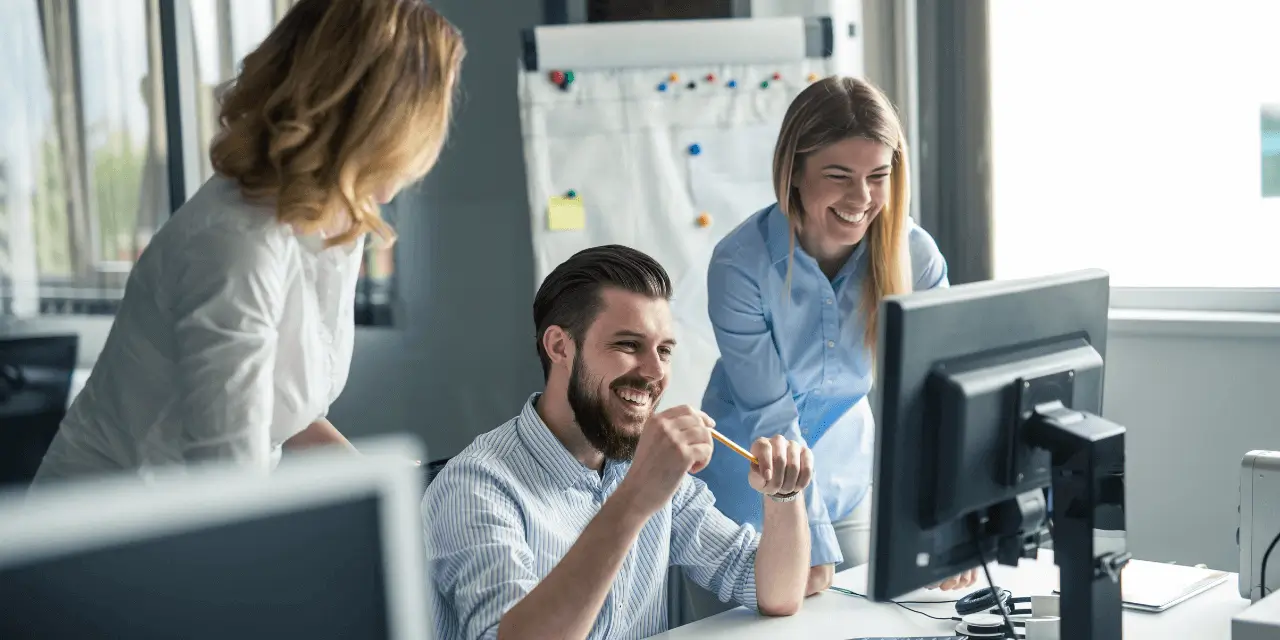 People-laughing-desk